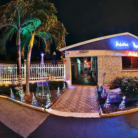 Adobe Hacienda Motel Hollywood Bagian luar foto